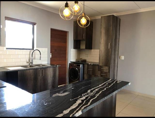 3 BEDROOM PROPERTY TO RENT IN SUMMERSET